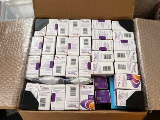 최고의 BOTOX® & 디스포트 시술 전문가 - 얼굴 관리를 위한 보툴리눔 톡신 앨러간 보톡스